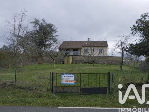 Terrain constructible à vendre 41 500 € 690 m² de terrain Sud Malemort 19360