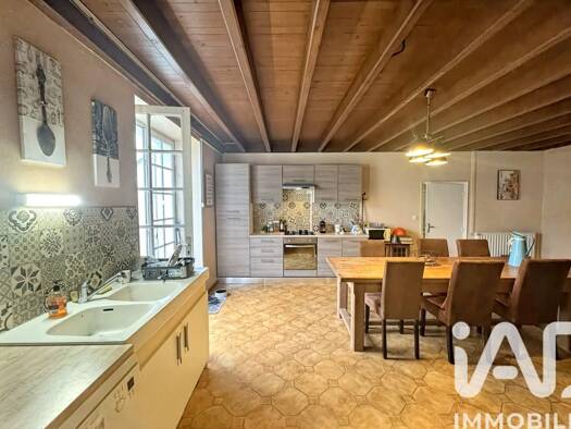 Maison à vendre 149 000 € 5 pièces 3 chambres 101 m² 477 m² de terrain Migré 17330