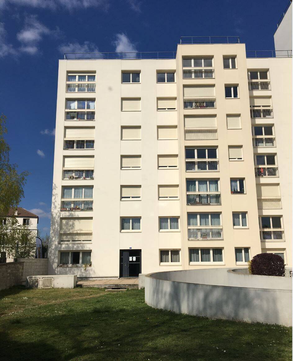 Appartement 2 pièces 58 m² · à Saint-Germain-en-Laye · 58 m² · 1 216 €