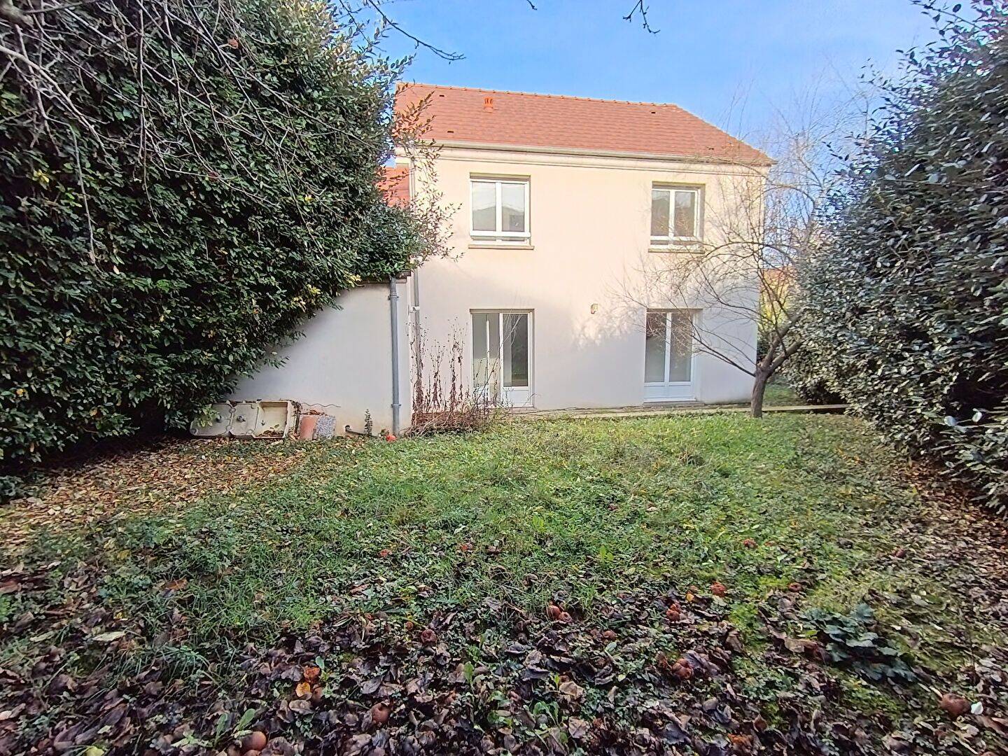 Maison 6 pièces 103 m² · à Saint-Thibault-des-Vignes · 103 m² · 372 000 €