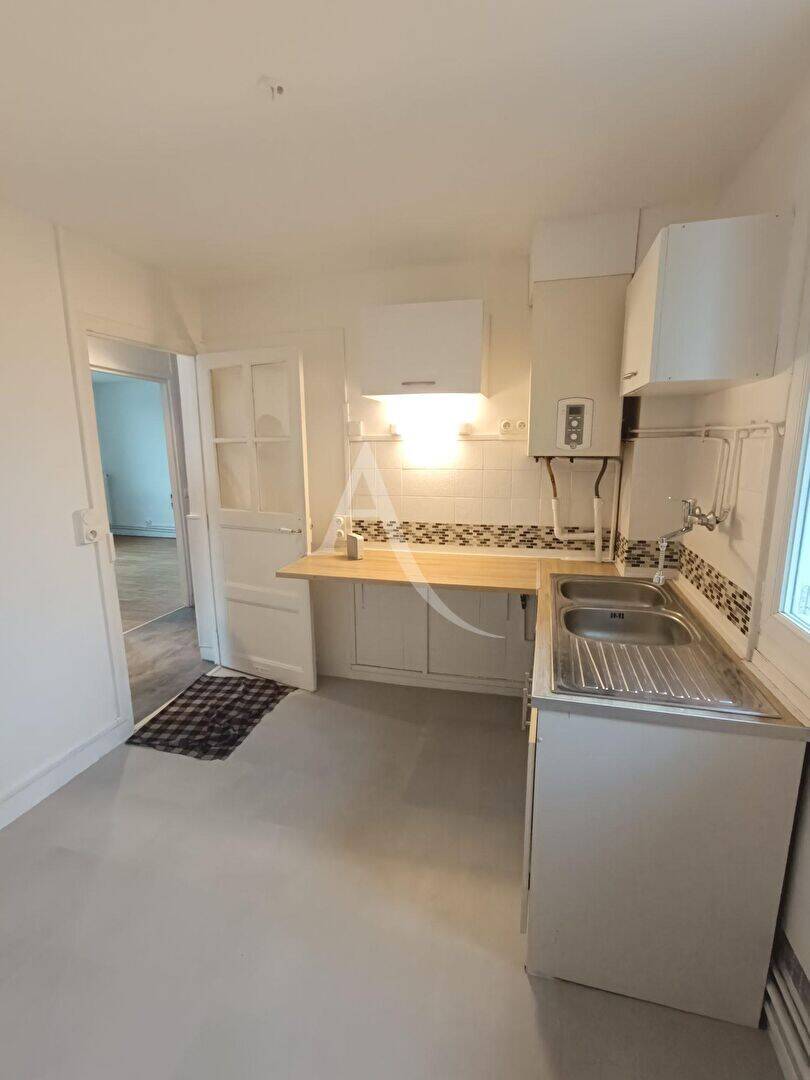 Appartement 3 pièces 54 m² · à Chelles · 54 m² · 768 €
