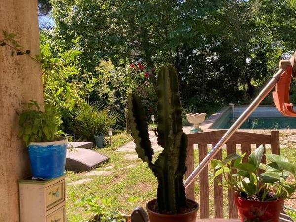 Appartement 1 pièce 9 m² · à Le Rouret · 9 m² · 400 €