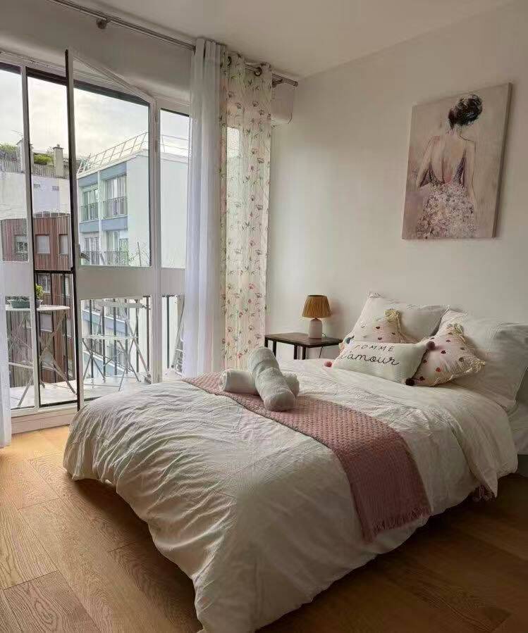 Appartement 1 pièce 25 m² · à Paris 15ème Arrondissement · 25 m² · 1 390 €/mois