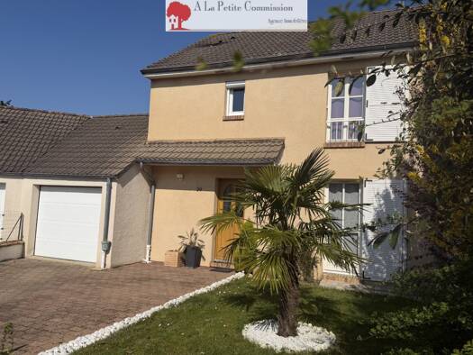 Maison à vendre 249 600 € 4 pièces 3 chambres 96,7 m² 306 m² de terrain Chartres 28000