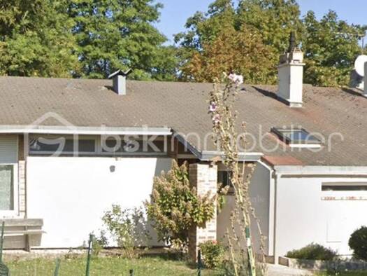 Maison de plain-pied à vendre 353 000 € 5 pièces 3 chambres 103 m² 556 m² de terrain Vémars 95470