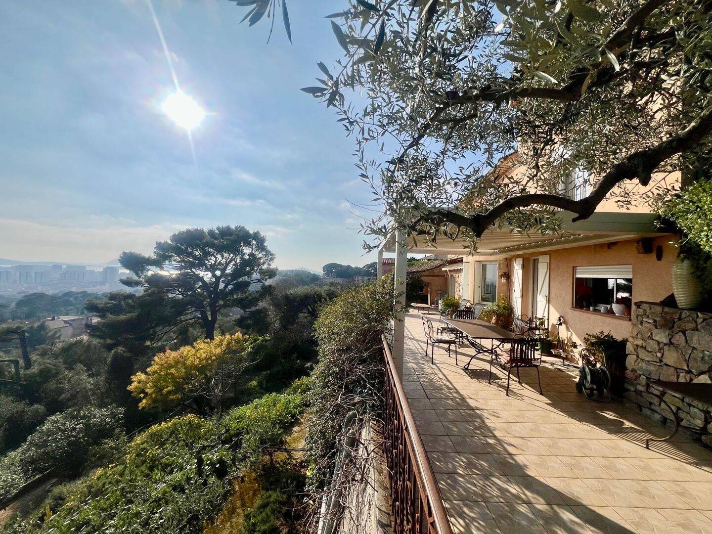 Maison 6 pièces 200 m² · à Toulon · 200 m² · 1 020 000 €
