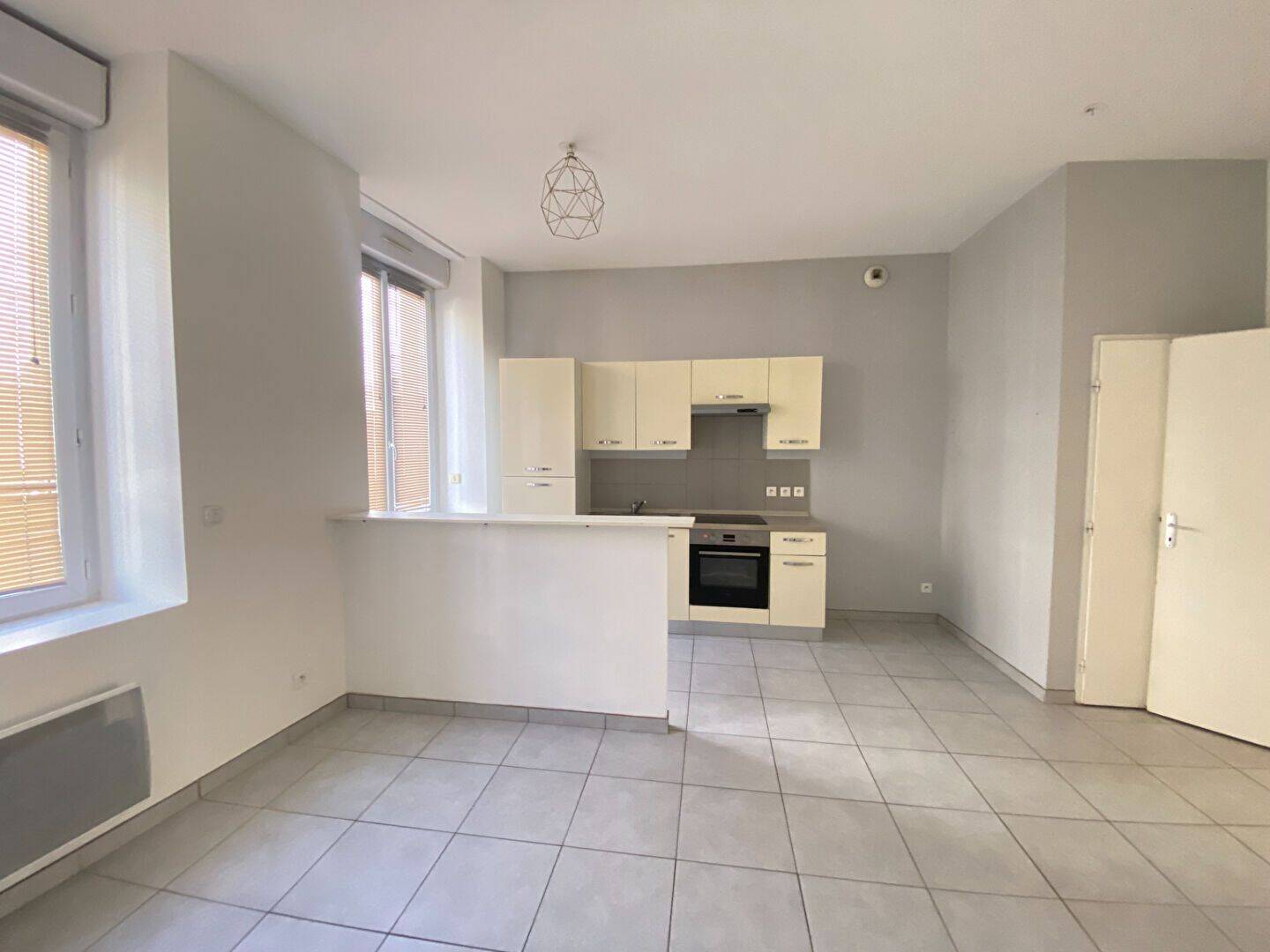 Appartement 2 pièces 44 m² · à Bordeaux · 43,6 m² · 690 €
