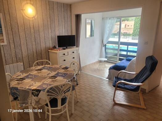 Appartement à louer 600 € 2 pièces 1 chambre 25 m² Étage 1/1 Le Grau d'Agde Agde 34300