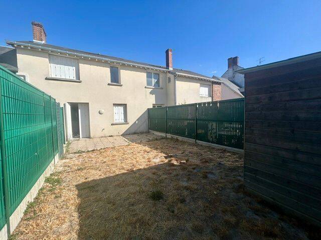 Maison 3 pièces 66 m² · à Fay-aux-Loges · 66 m² · 750 €