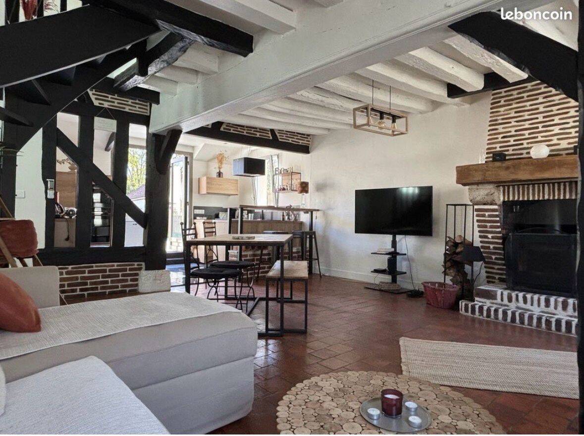 Maison 3 pièces 75 m² · à La Ferté-Saint-Aubin · 75 m² · 318 000 €
