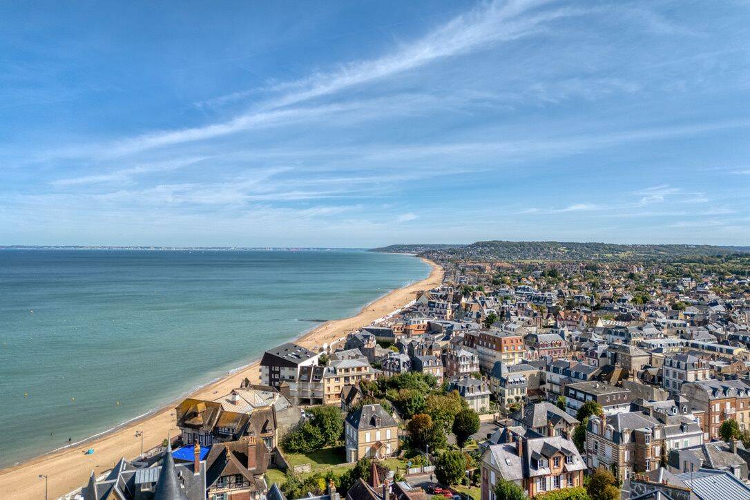 Maison 12 pièces 300 m² · à Villers-sur-Mer · 300 m² · 2 680 000 €