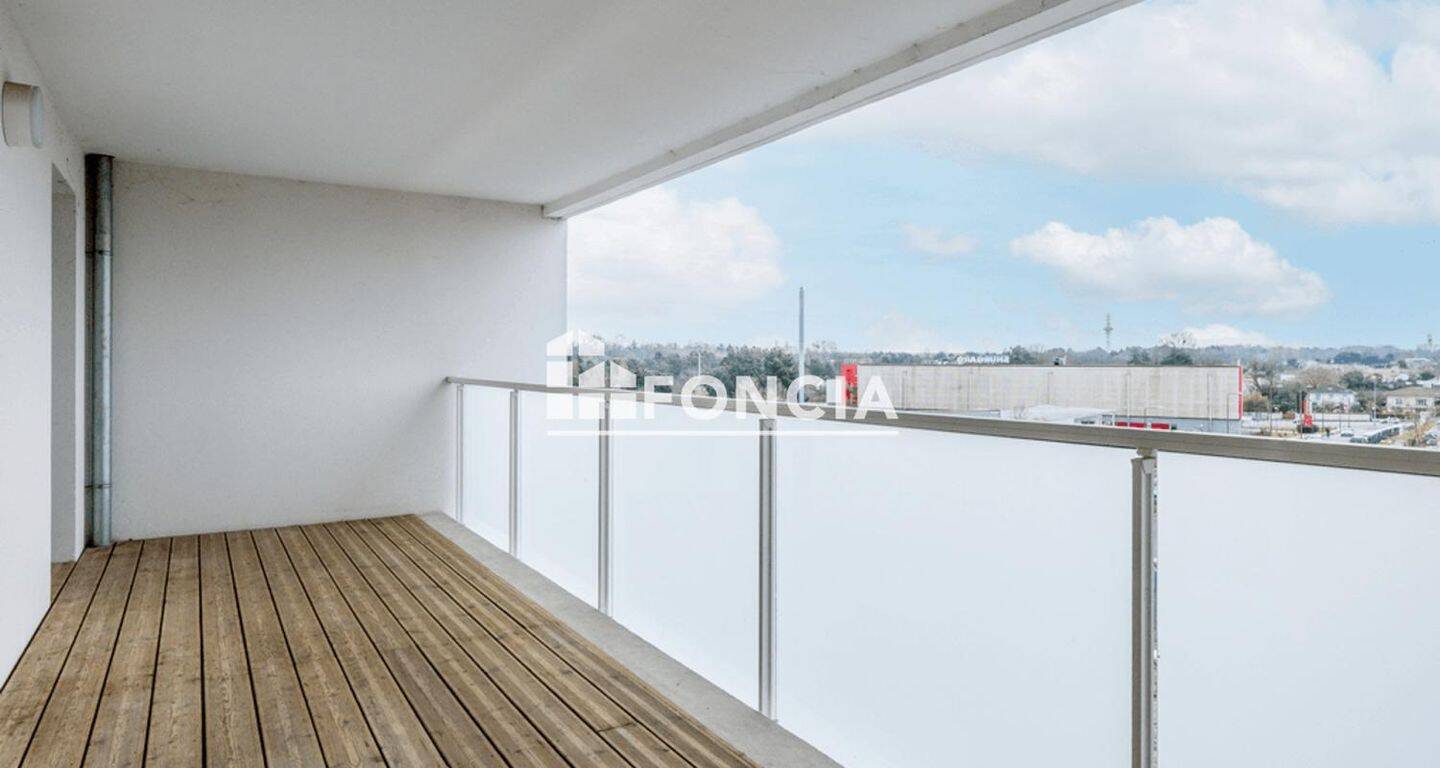 Appartement 3 pièces 68 m² · à Lormont · 68 m² · 160 000 €