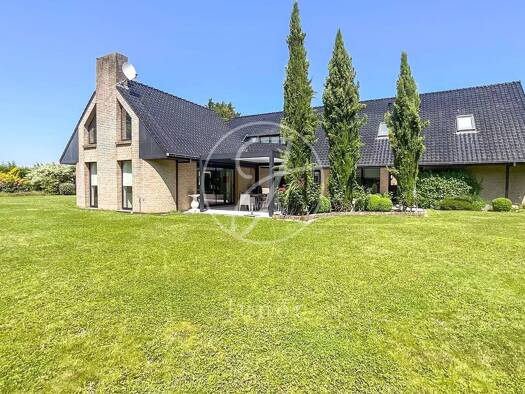 Maison à vendre 1 300 000 € 12 pièces 7 chambres 544 m² Brillon 59178