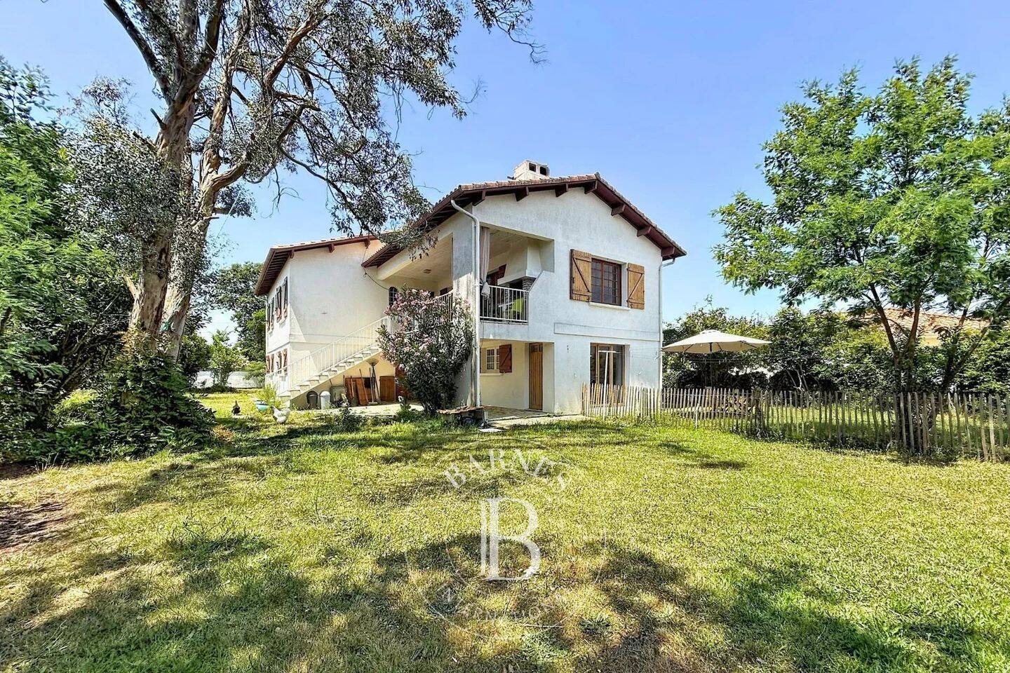 Maison 8 pièces 200 m² · à Gujan-Mestras · 200 m² · 650 000 €