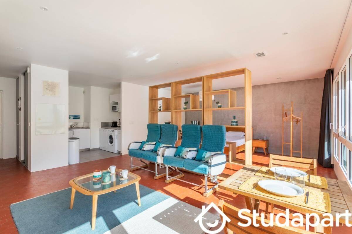 Appartement 1 pièce 52 m² · à Marseille 2ème Arrondissement · 52 m² · 930 €