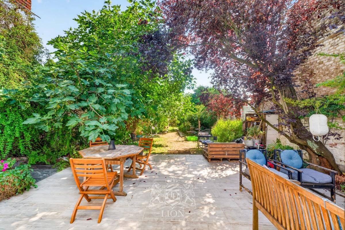 Maison 8 pièces 268 m² · à Lille · 268 m² · 598 000 €