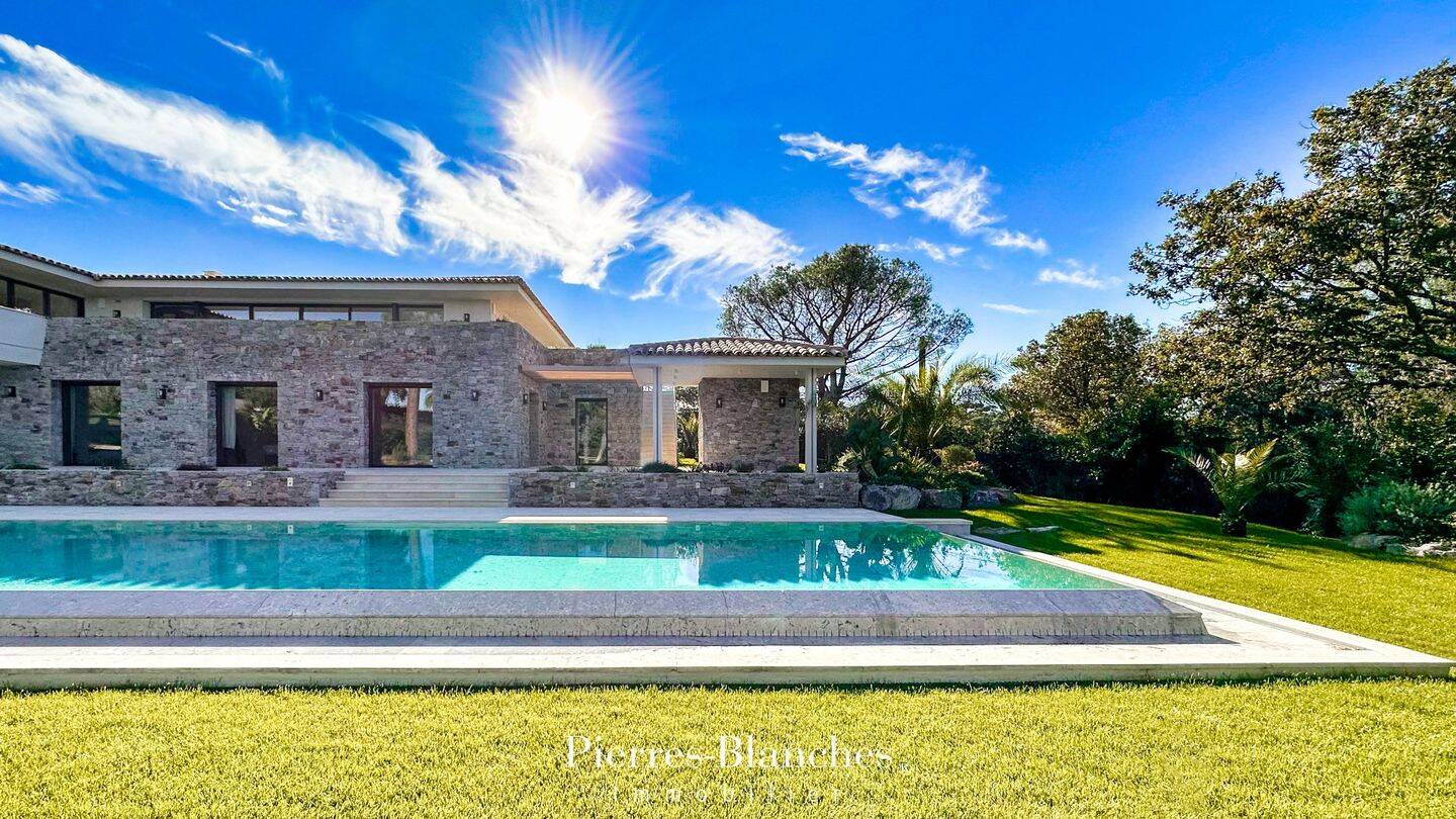 Maison 9 pièces 447 m² · à Saint-Tropez · 447 m² · 15 900 000 €