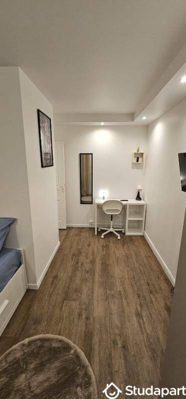 1 pièce 11 m² · à Évry-Courcouronnes · 11 m² · 550 €