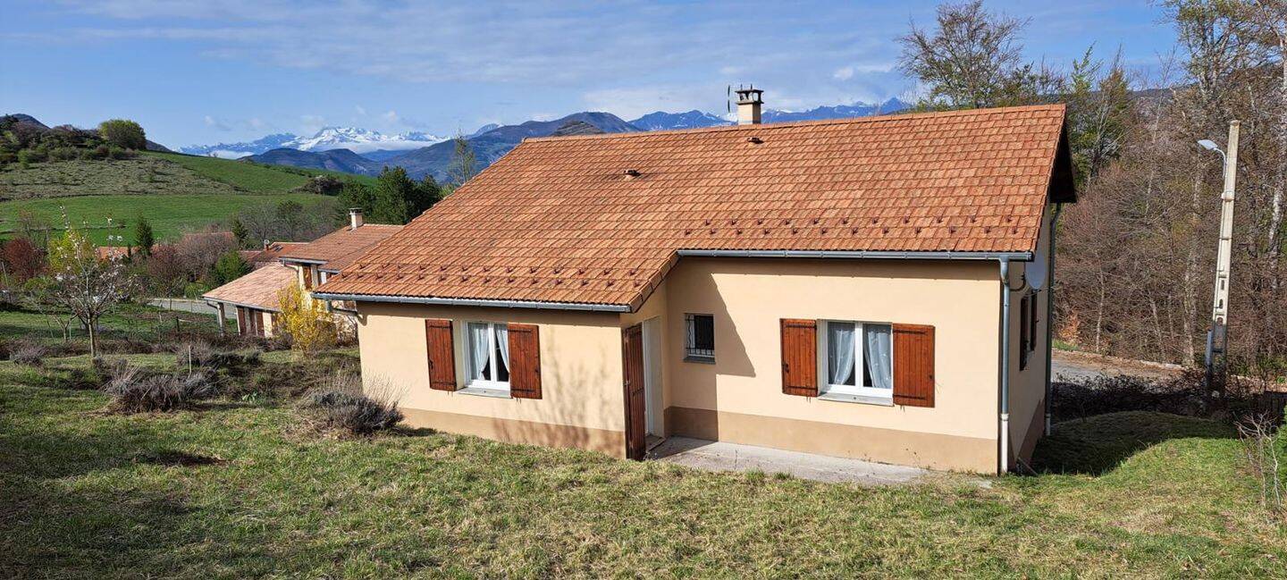Maison 1 pièce 114 m² · à Turriers · 114 m² · 275 000 €