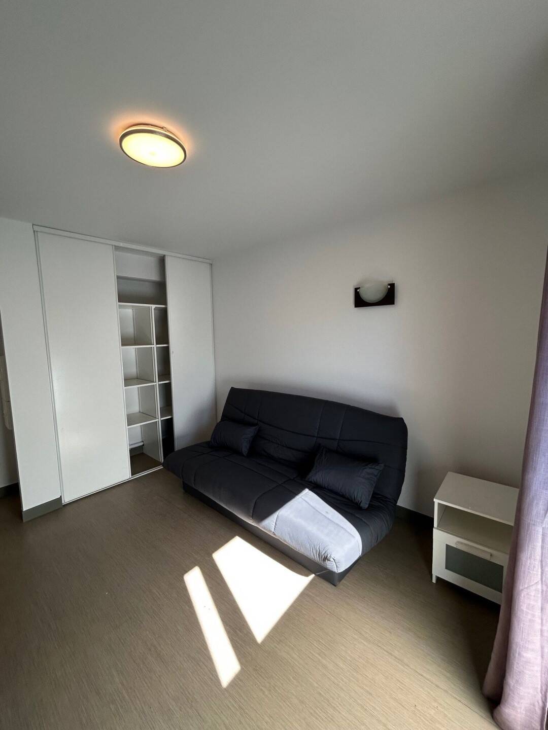 Appartement à louer studios et studettes 16.78 m² 337 € Saint Cyprien Toulouse (31300)