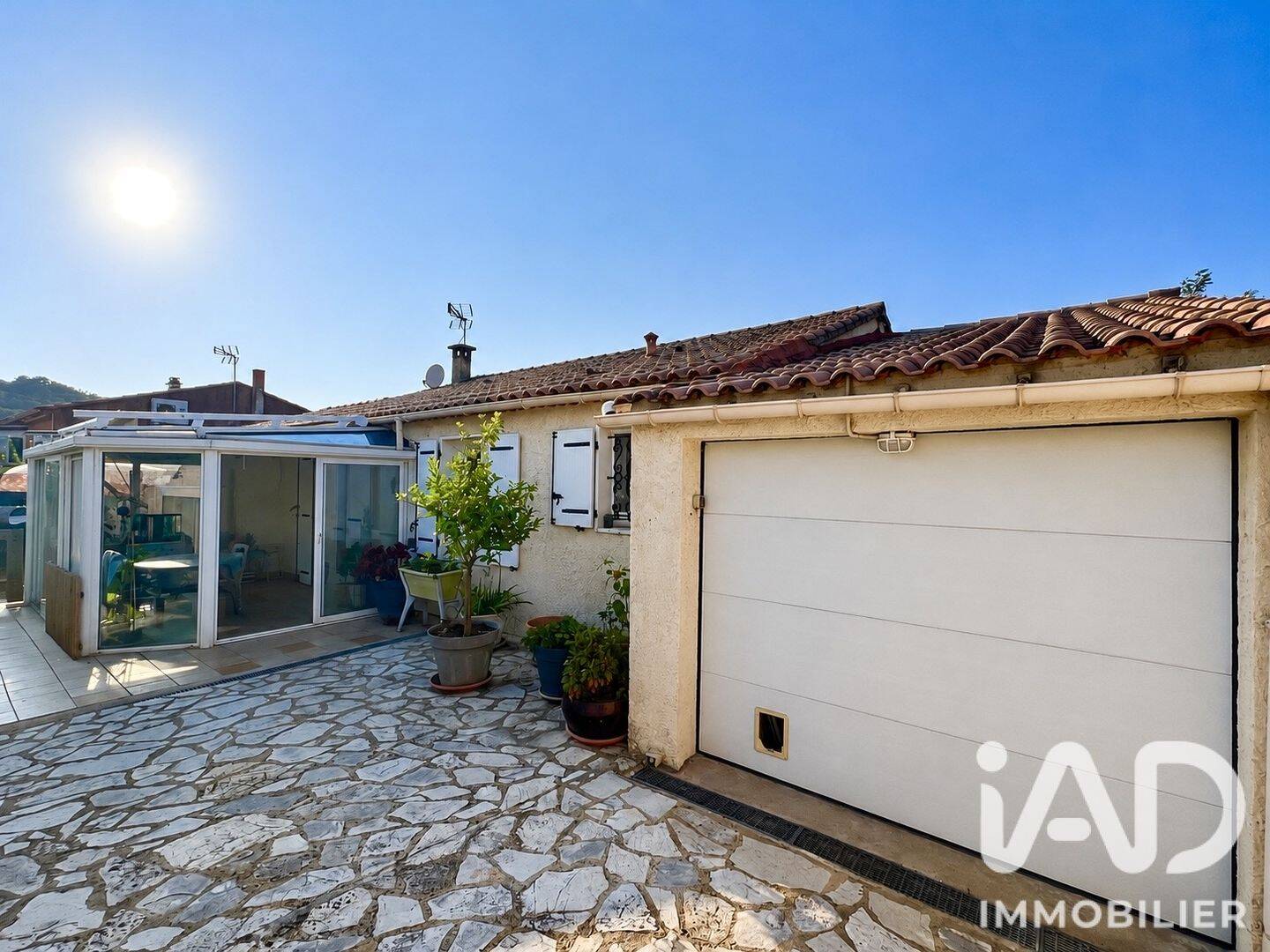 Maison 4 pièces 95 m² · à Pont-Saint-Esprit · 95 m² · 220 000 €