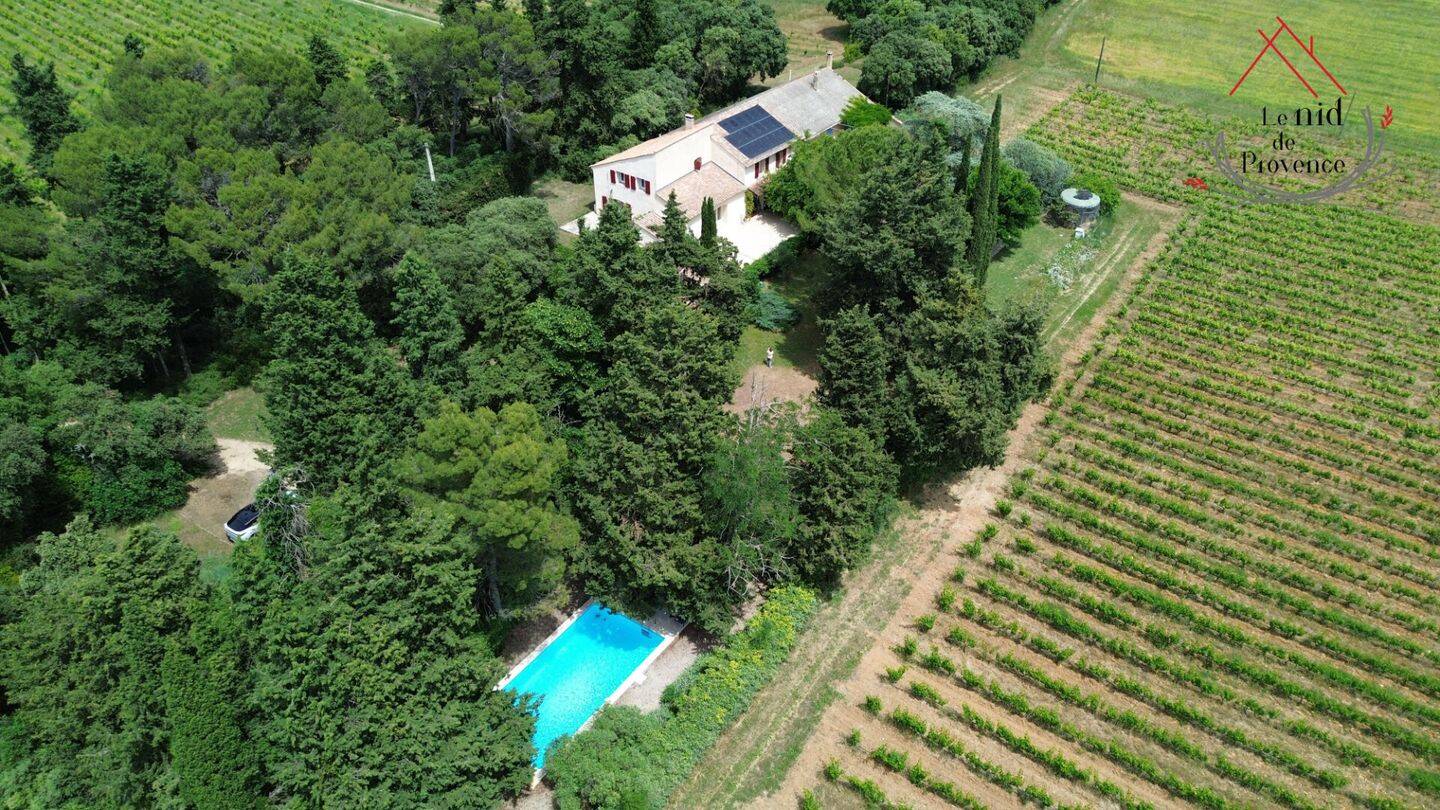 Maison 9 pièces 215 m² · à Orange · 215 m² · 520 000 €