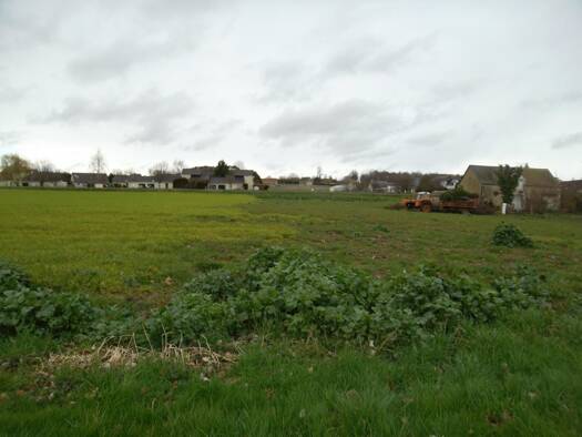 Terrain à vendre 30 465 € 1 395 m² de terrain Varennes 37600