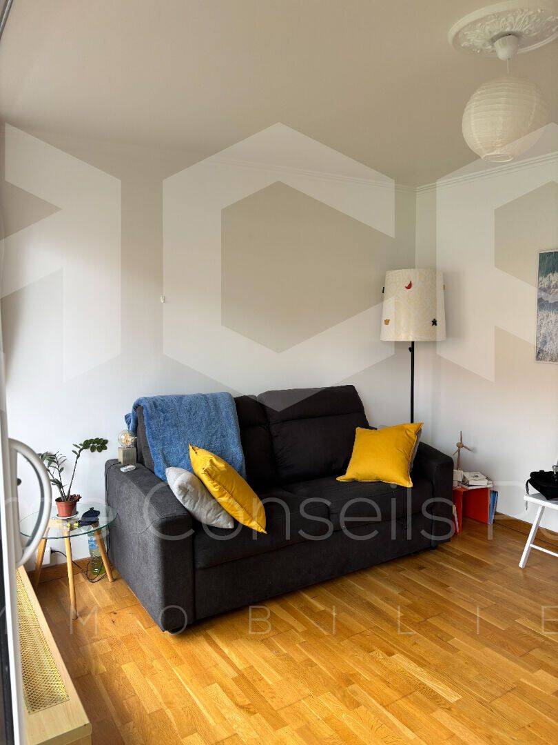 Appartement 1 pièce 24 m² · à Paris 11ème Arrondissement · 23,8 m² · 1 165 €