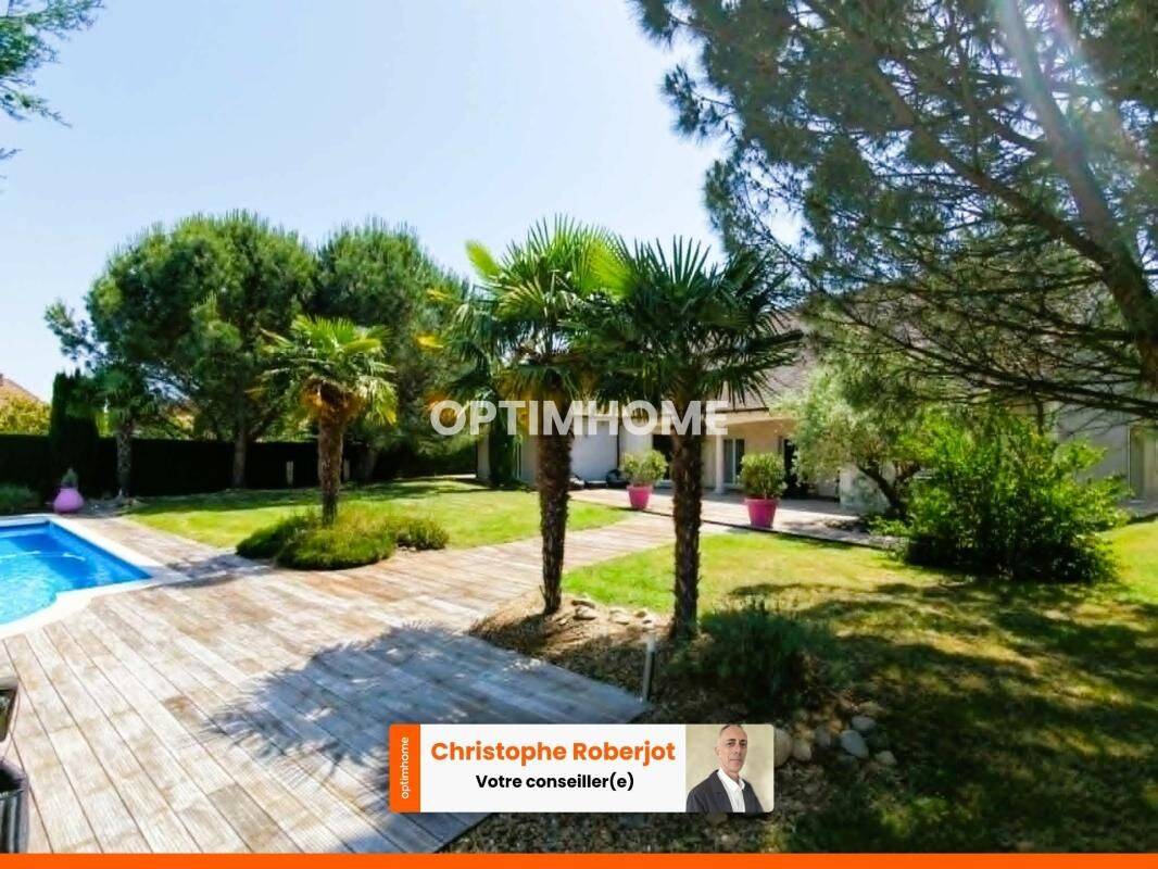 Maison 12 pièces 261 m² · à Allériot · 261 m² · 1 145 000 €