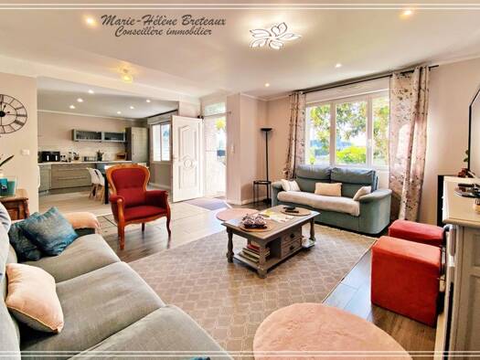 Maison à vendre 270 000 € 6 pièces 4 chambres 170 m² 616 m² de terrain Ouest Bon-Encontre 47240