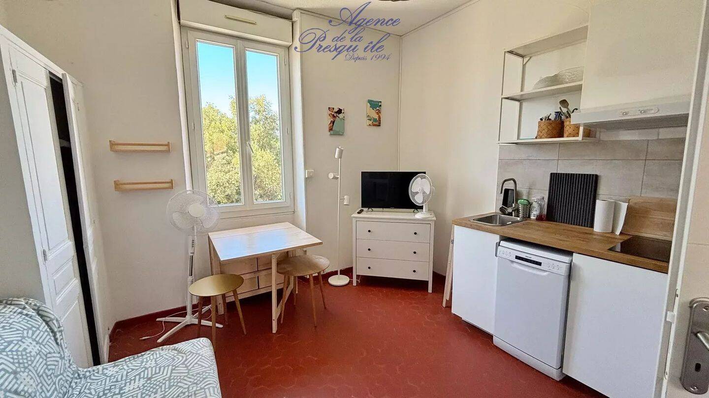 Appartement 2 pièces · à Hyères · 550 €/mois