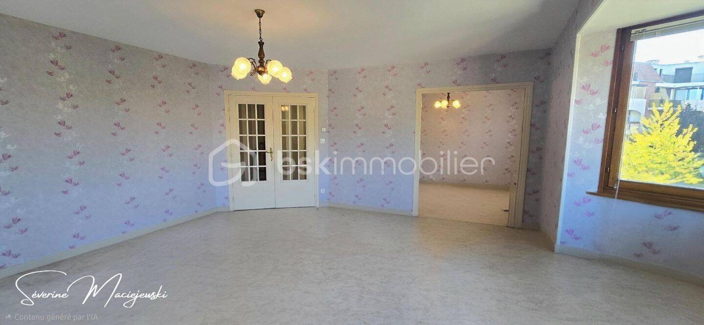 Appartement 5 pièces 103 m² · à Bruay-la-Buissière · 102,8 m² · 109 000 €