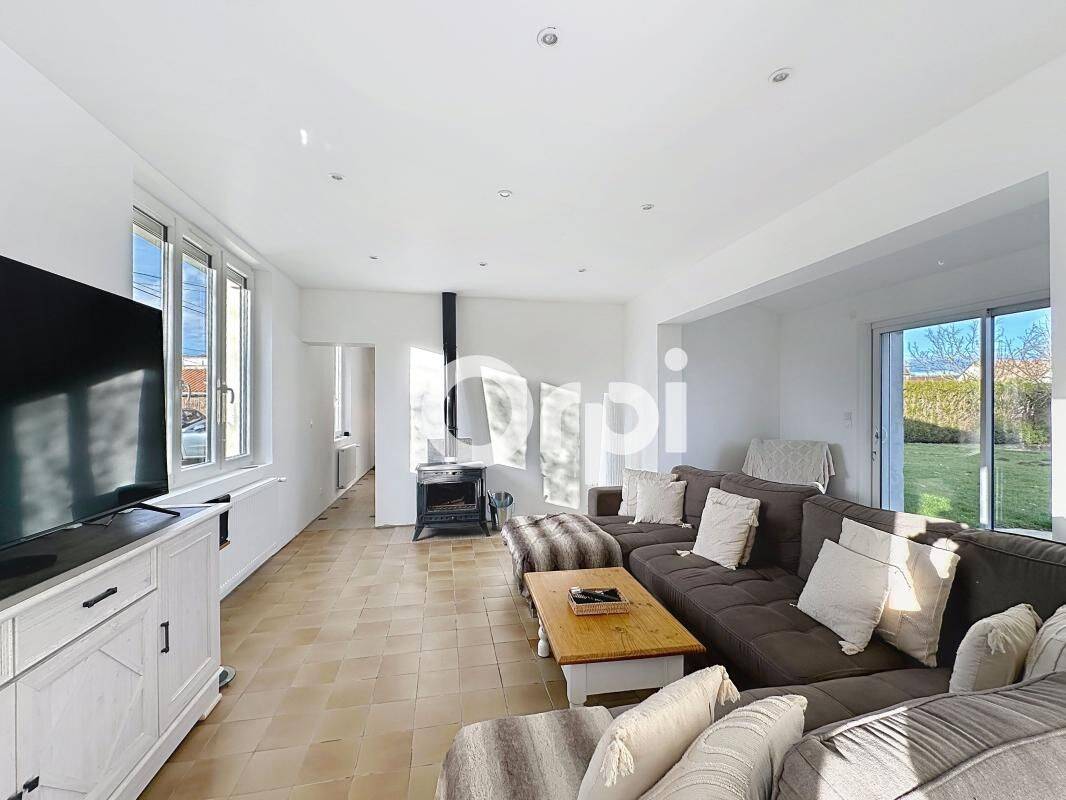 Maison 6 pièces 126 m² · à Ribécourt-Dreslincourt · 126,2 m² · 249 000 €