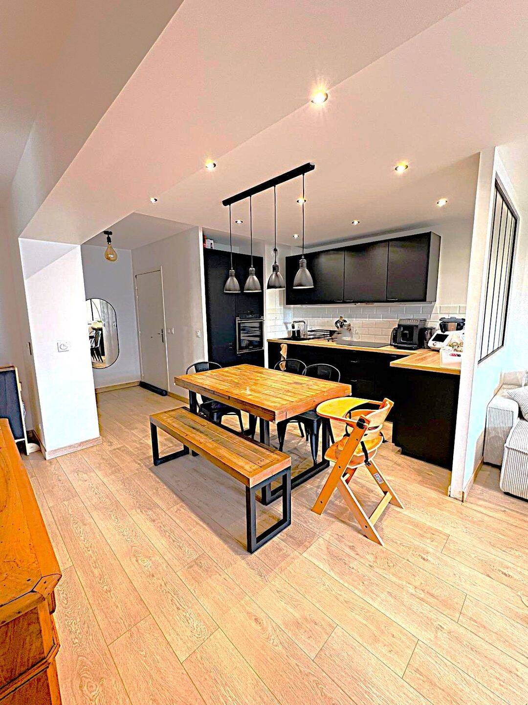 Appartement 3 pièces 63 m² · à Saint-Priest · 63 m² · 999 €/mois