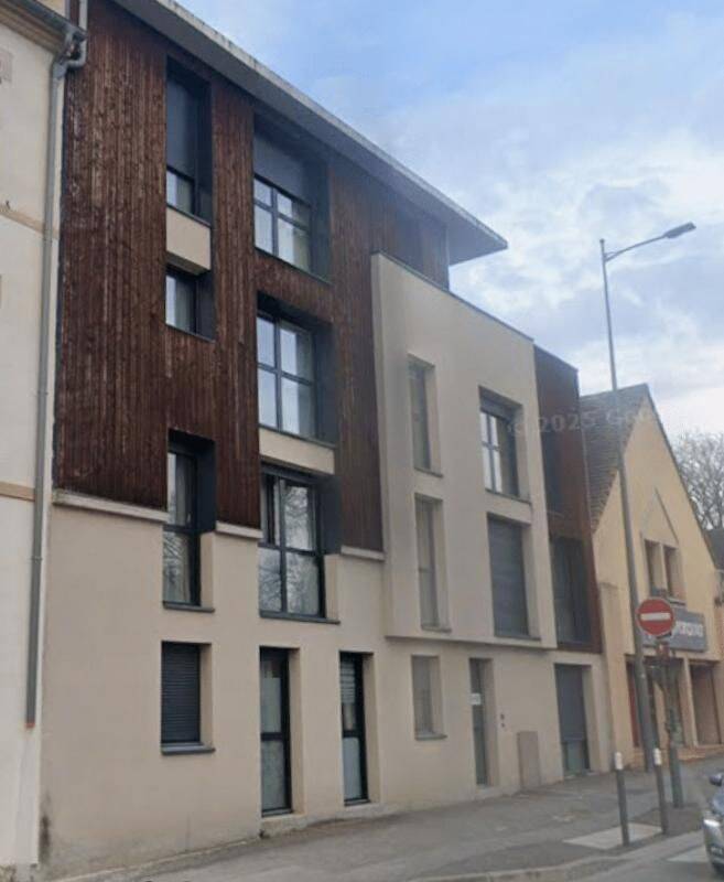 Appartement 4 pièces 86 m² · à Troyes · 86 m² · 863 €