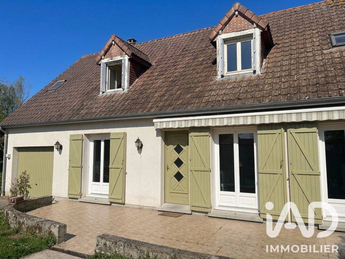 Maison 4 pièces 109 m² · à Châteaudun · 109,4 m² · 186 000 €