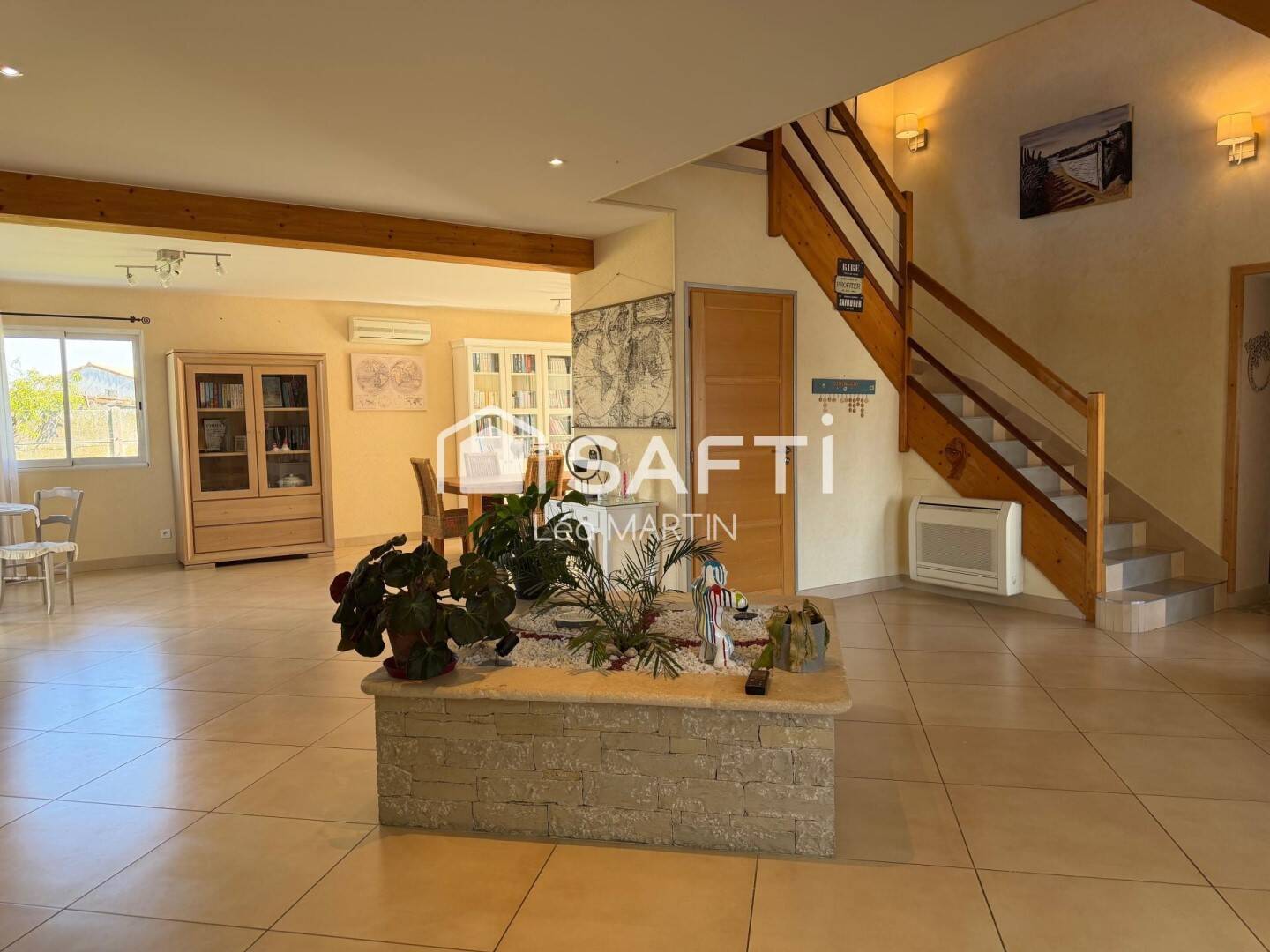 Maison 8 pièces 280 m² · à Sèvremoine · 280 m² · 375 000 €