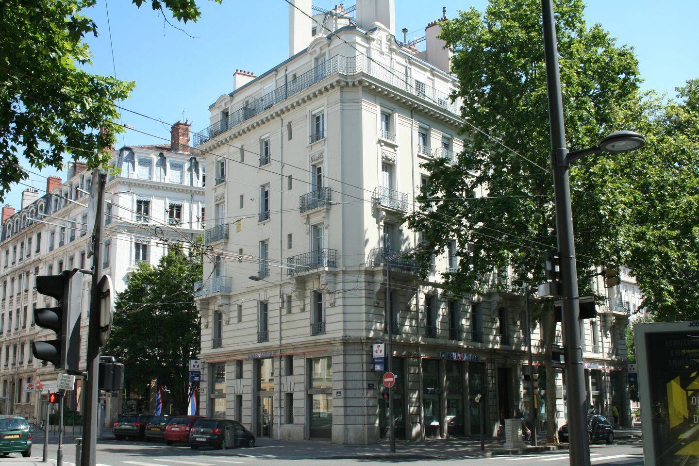 Appartement 2 pièces 54 m² · à Lyon 7ème Arrondissement · 54 m² · 1 100 €