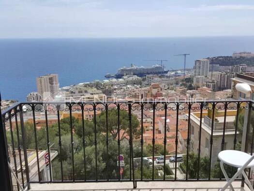 Appartement à vendre 334 000 € 2 pièces 1 chambre 51 m² Étage 2/2 Supérieur Beausoleil 06240