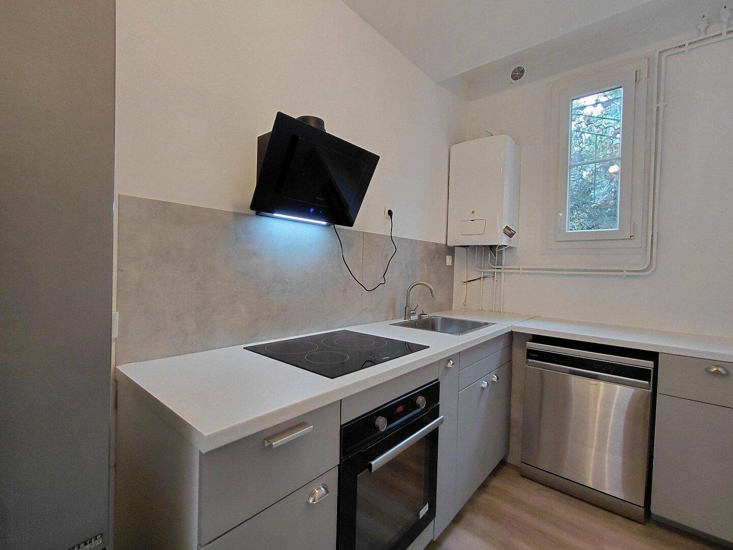 Appartement 4 pièces 94 m² · à Pau · 94 m² · 956 €/mois