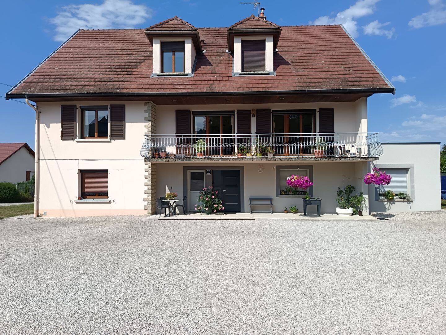 Appartement 3 pièces 92 m² · à Poligny · 92 m² · 750 €/mois