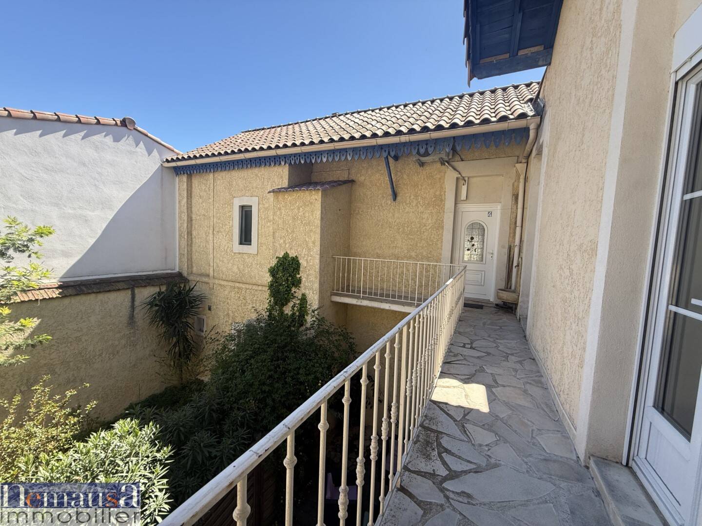 Appartement 3 pièces 90 m² · à Nîmes · 90 m² · 169 000 €