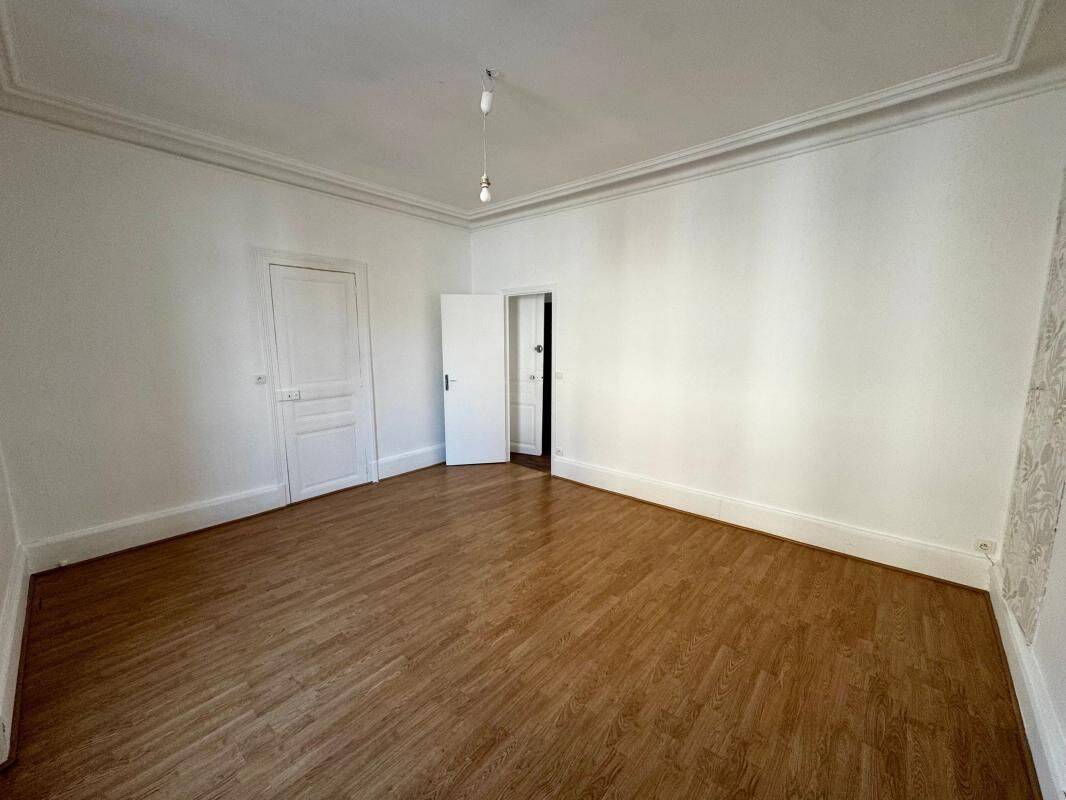 Appartement 2 pièces 43 m² · à Épernay · 42,6 m² · 420 €