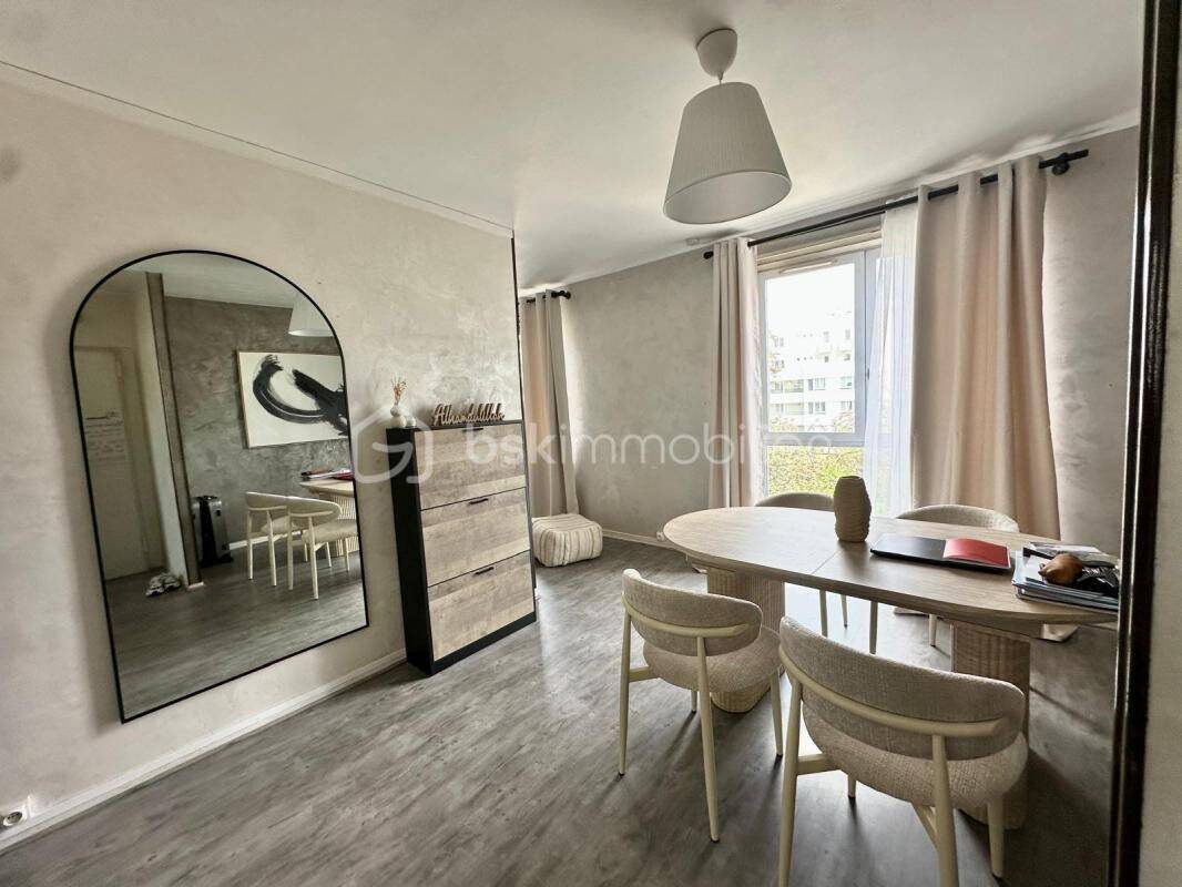 Appartement 3 pièces 47 m² · à Poissy · 47 m² · 134 000 €