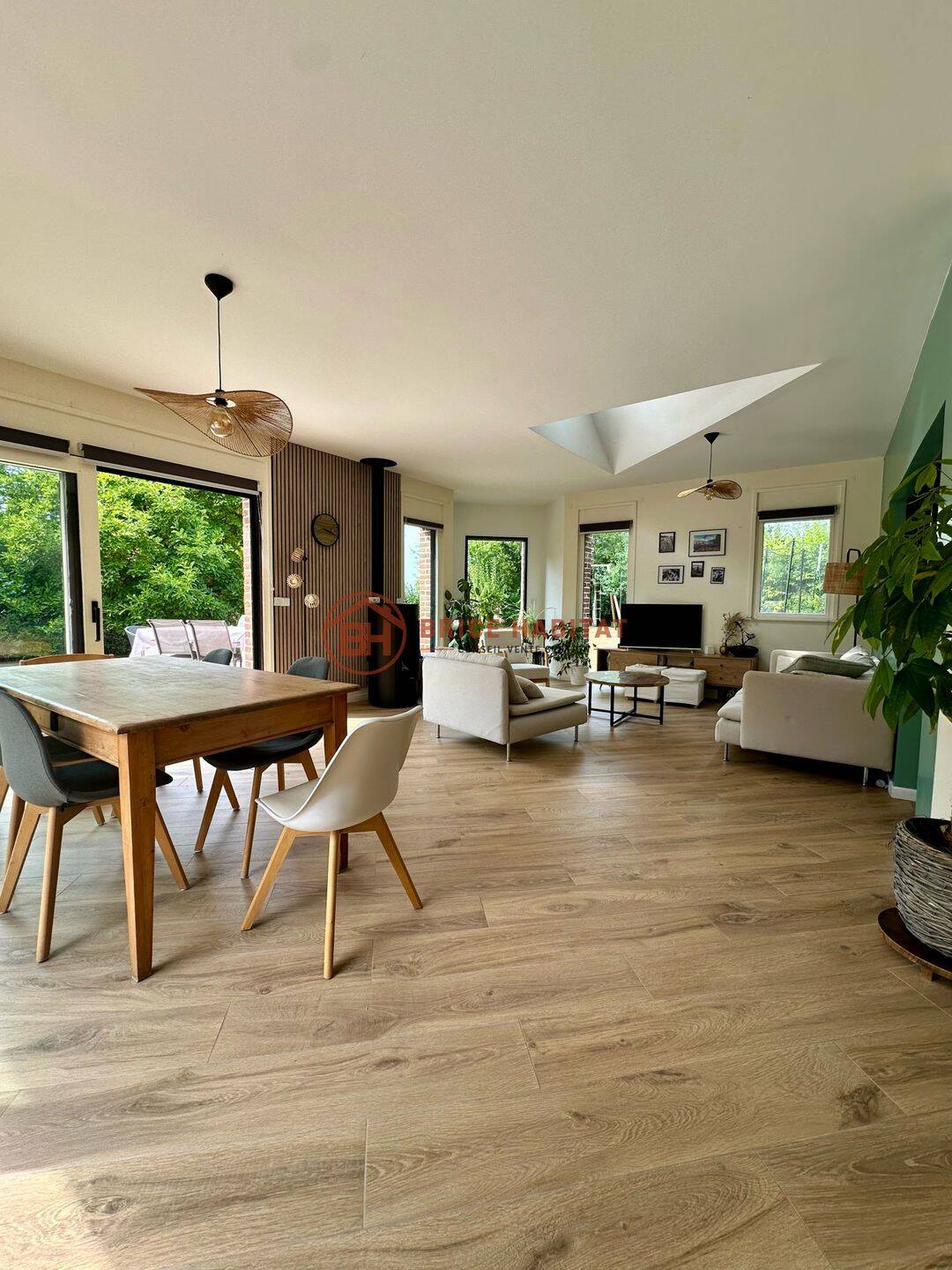 Maison 7 pièces 206 m² · à Sainghin-en-Mélantois · 206 m² · 799 000 €