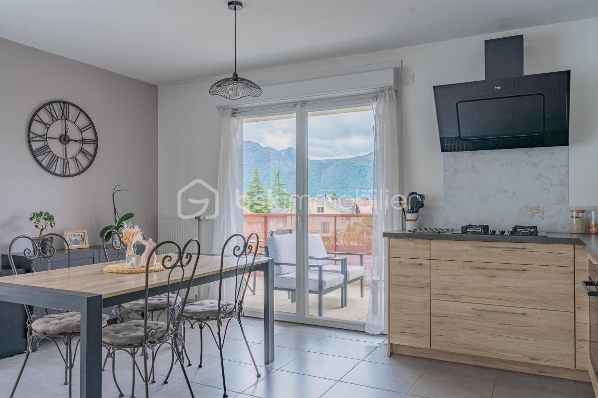 Appartement 3 pièces 63 m² · à Aix-les-Bains · 63,2 m² · 269 000 €