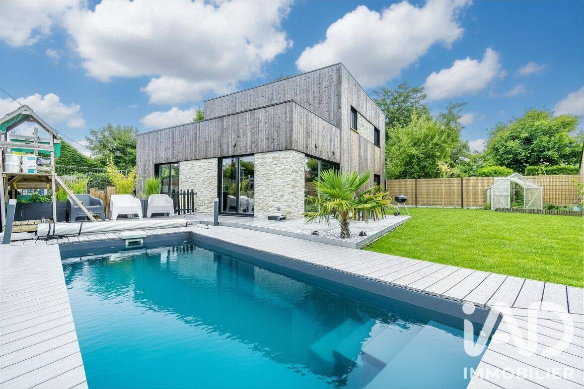 Maison 7 pièces 152 m² · à Jenlain · 152 m² · 429 000 €
