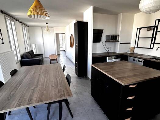 Appartement à vendre 264 000 € 3 pièces 2 chambres 70 m² Étage 5/6 La Duchère Lyon 9ème arrondissement 69009