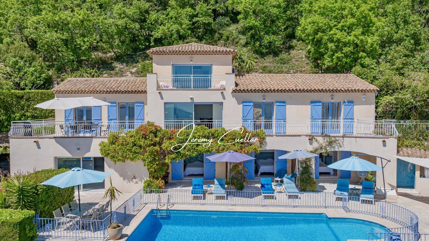 Maison 8 pièces 220 m² · à Spéracèdes · 220,2 m² · 1 190 000 €