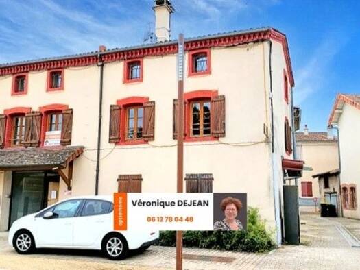 Maison à vendre 160 000 € 7 pièces 4 chambres 142 m² Orléat 63190
